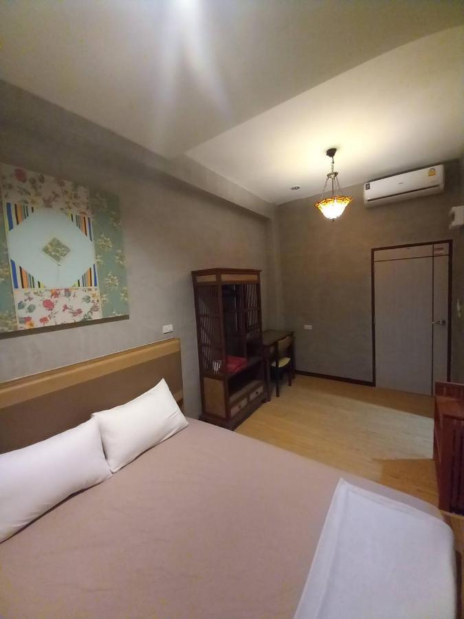 Buri Hostel Bangkok Eksteriør billede